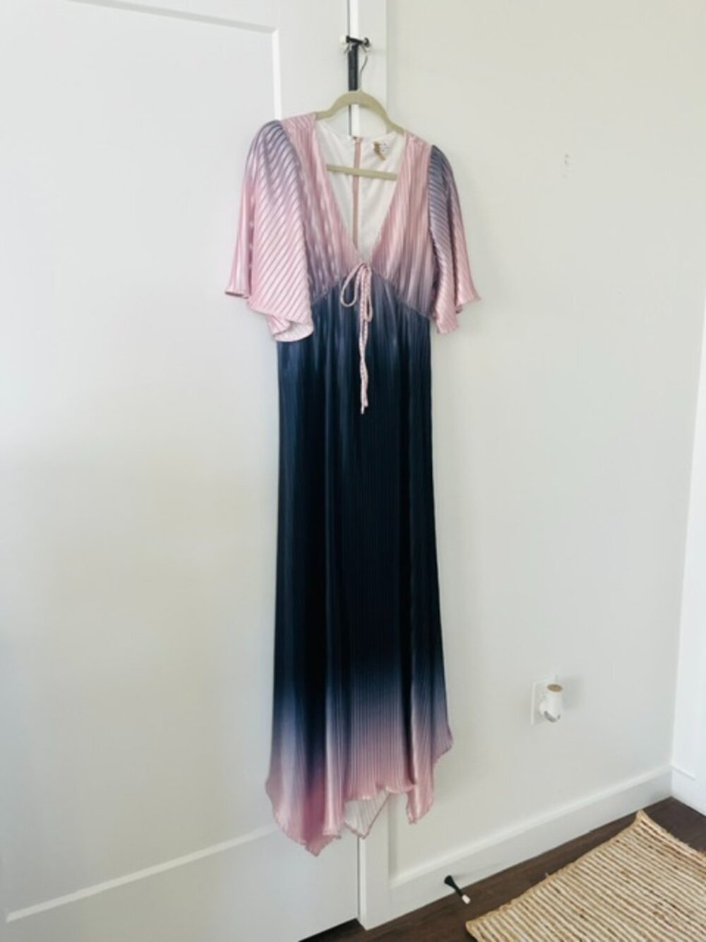Ombre style dress. BTFL-Life Small Beautiful and interesting dress